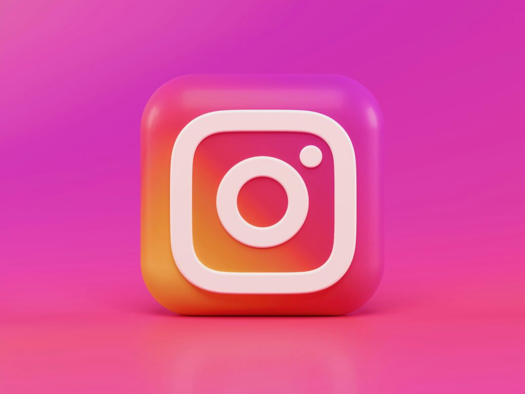 Instagram Story Do's und Don'ts Symbol mit pinkem Hintergrund